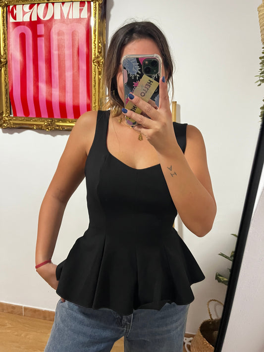 TOP PEPLUM NEGRO
