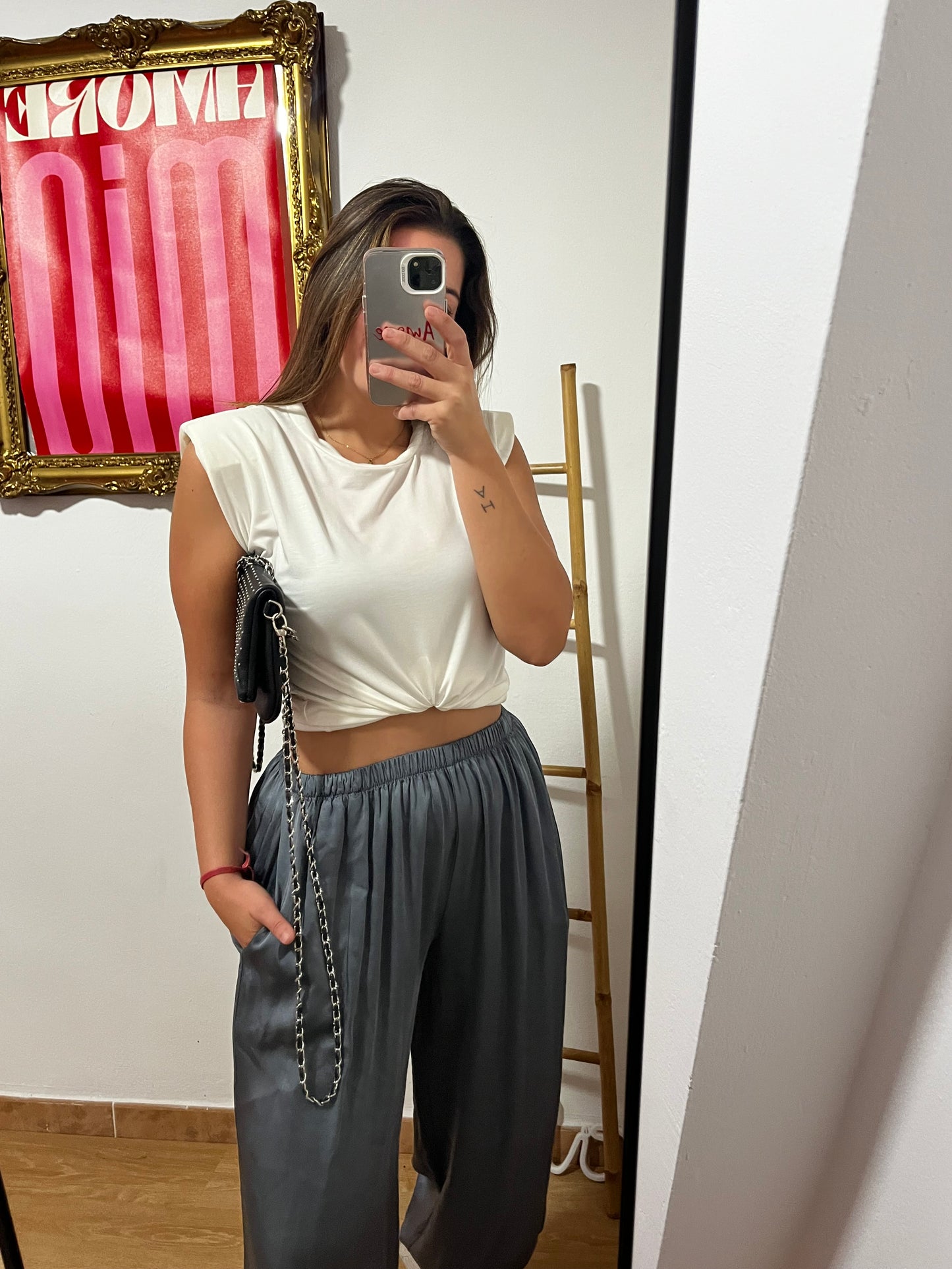 Pantalón Satinado gris