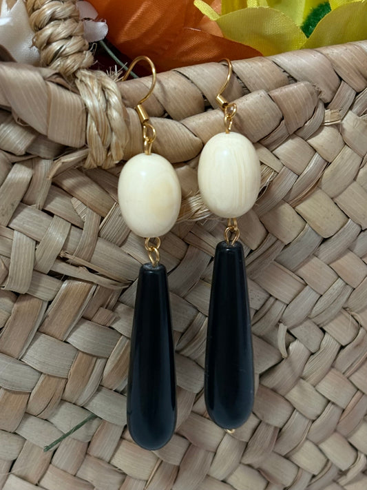 PENDIENTES LIRIO AZABACHE