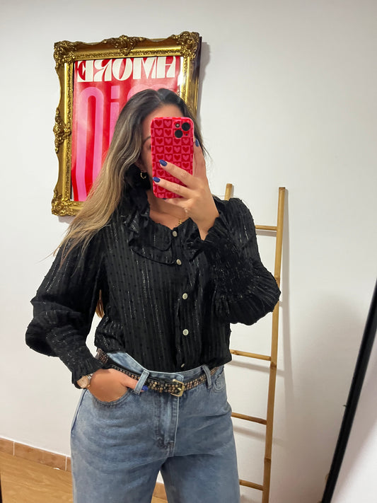 BLUSA CLARA NEGRA