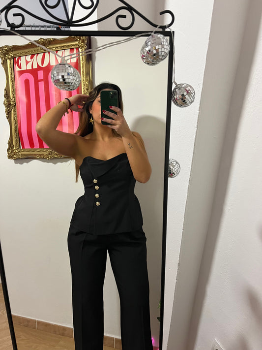 CONJUNTO MÍA