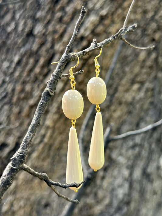 PENDIENTES LIRIO