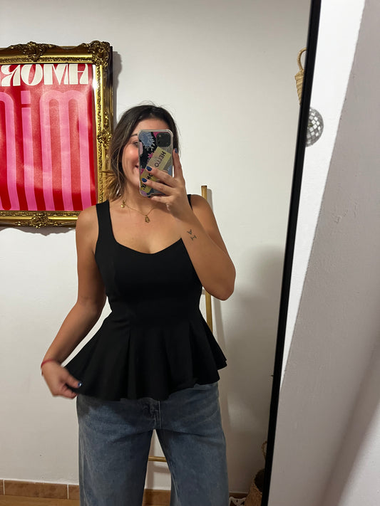 TOP PEPLUM NEGRO