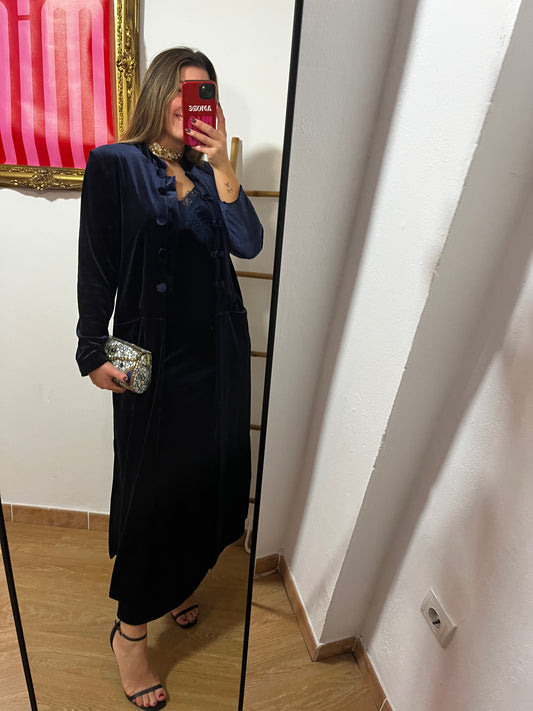 ABRIGO BOTONES TERCIOPELO